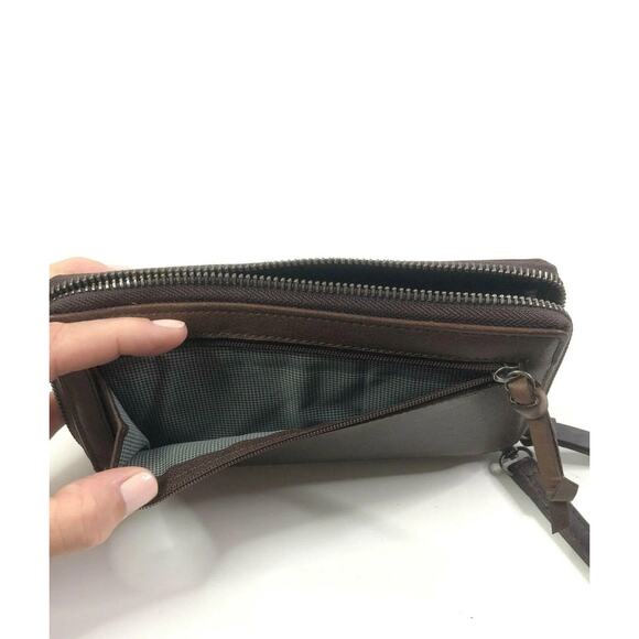 Spikes & Sparrow Wristlet Zip Wallet Dark Brown Leather Aspen RFID Protected - Picture 9 of 13